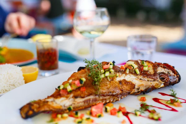 Grilled fish lunch — Stock Photo, Image
