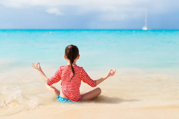 Meisje op vakantie — Stockfoto