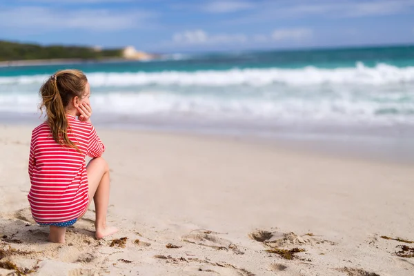 Little girl on vacation — Stock Photo, Image