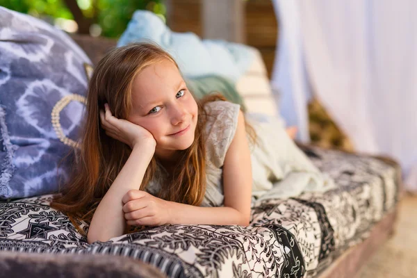 Retrato de menina — Fotografia de Stock