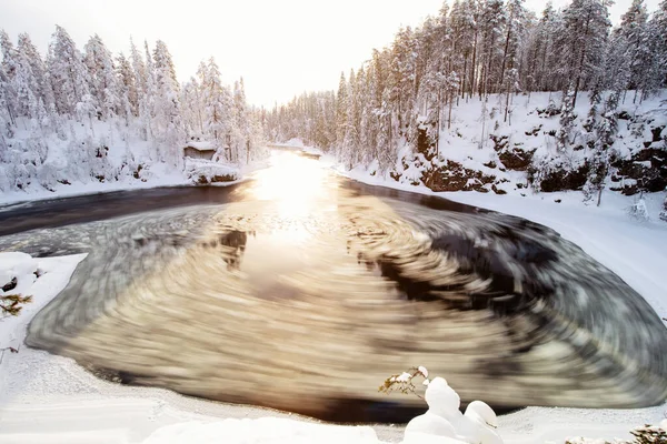 Superbe Vue Paysage Hivernal Sur Cabane Enneigée Bord Rivière Dans — Photo