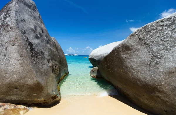 Prachtige strand in het Caribisch gebied — Stockfoto