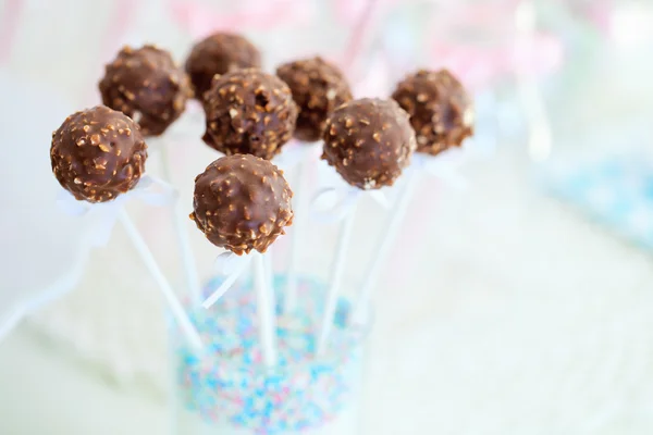 Pastel de chocolate estallido — Foto de Stock