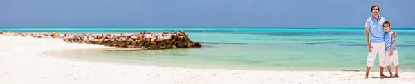 Father and son on vacation — Stock Photo, Image