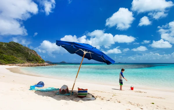 Immagine spiaggia perfetta ai Caraibi — Foto Stock