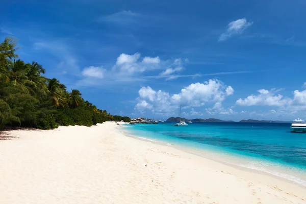 Picture perfect beach at Caribbean — Stock Photo, Image