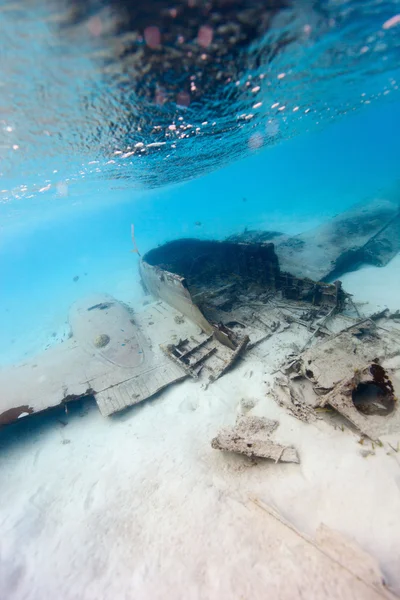 Plain crash underwater — Stock Photo, Image