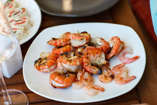 Camarones a la parrilla — Foto de Stock