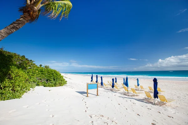 Panorama tropicale sulla spiaggia — Foto Stock