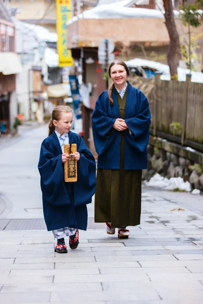 Little girl wearing yukata — Stock Photo, Image