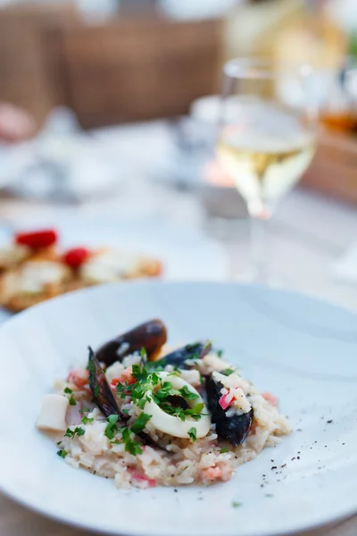 Läcker lunch eller middag — Stockfoto