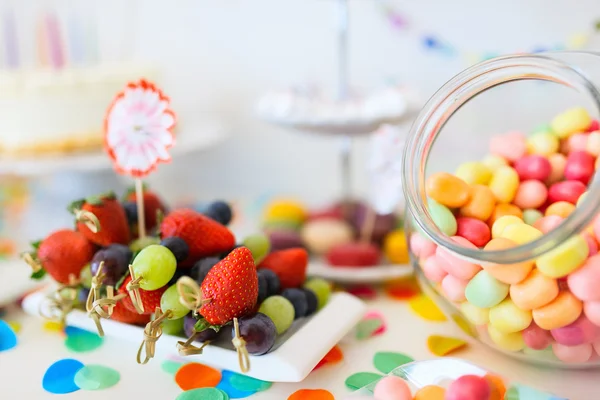 Dessert table at party — Stock Photo, Image