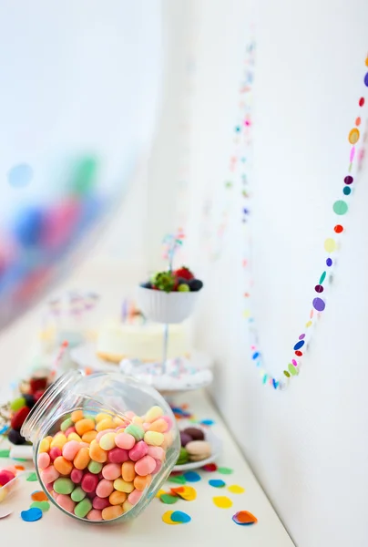 Dessert table at party — Stock Photo, Image