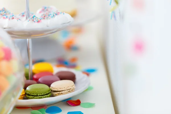 Dessert table at party — Stock Photo, Image