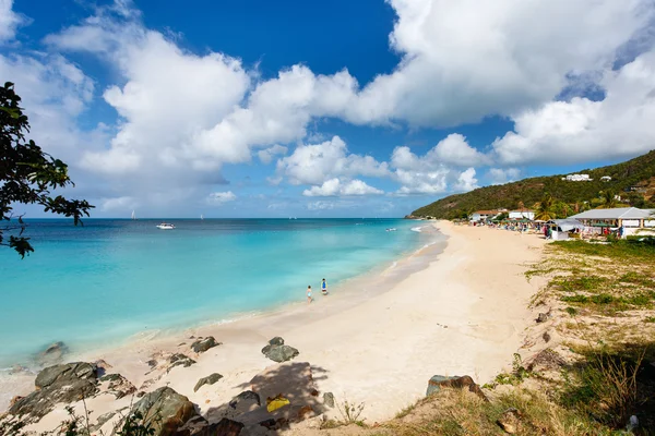 Idyllic beach at Caribbean — Stock Photo, Image