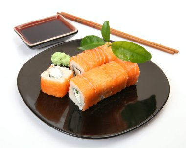 Bir plaka üzerinde taze yemek