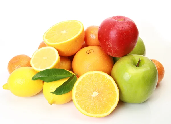 Витирати фрукти для здорового харчування — стокове фото
