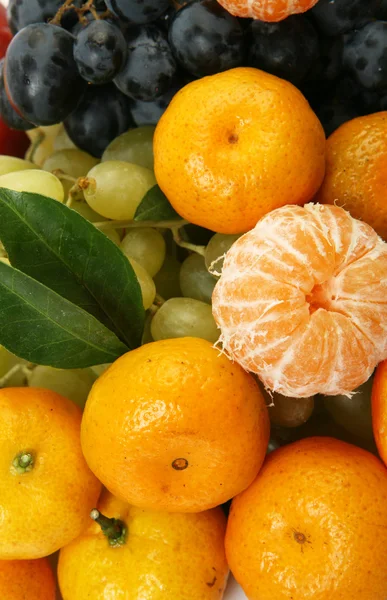 Frutta matura per un mangime sano — Foto Stock