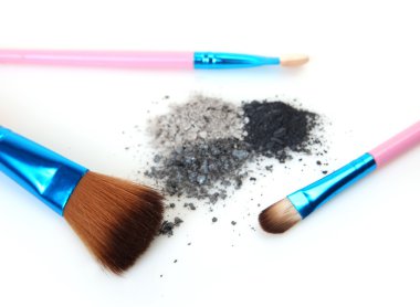 Dekoratif kozmetik çiçek beyaz bir arka plan üzerinde