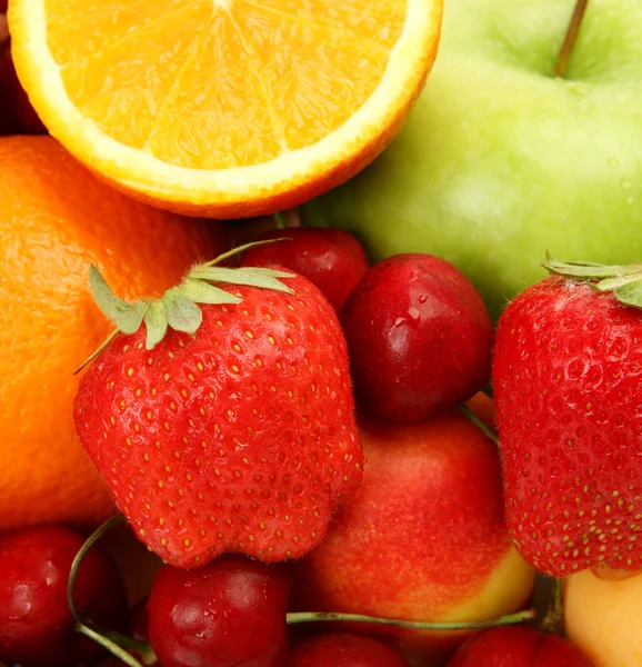 Frutos y bayas maduros — Foto de Stock