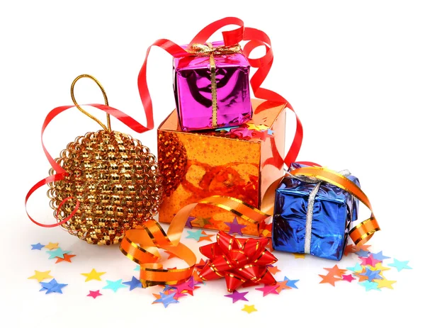 La Navidad el ornamento y los regalos —  Fotos de Stock