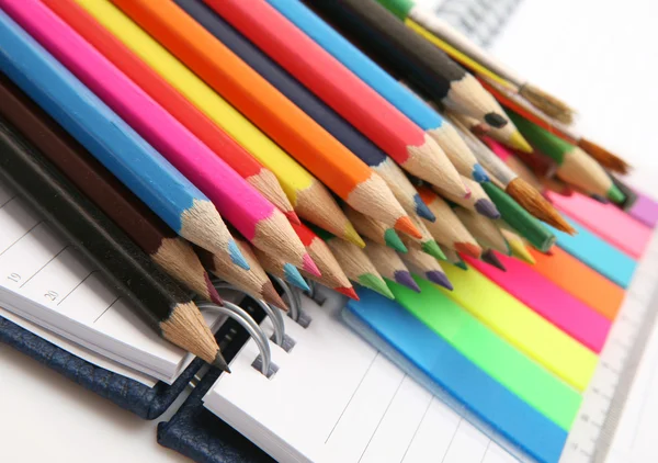 彩色木制铅笔 — 图库照片