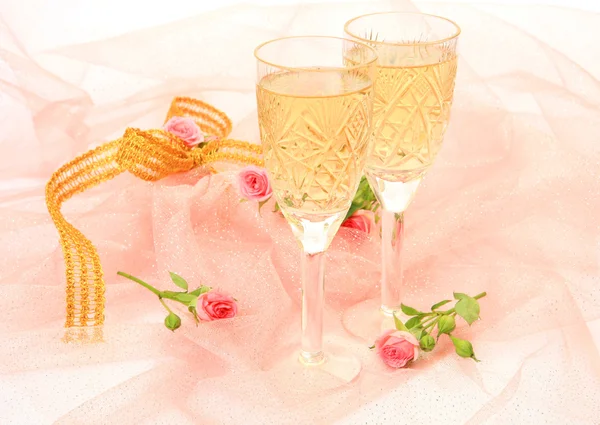 Wine and roses — Stock Photo, Image