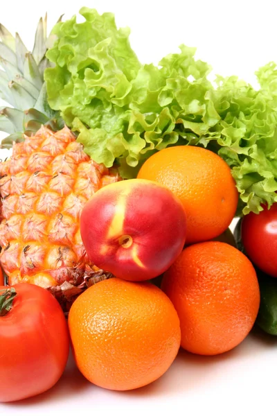 Спелые фрукты и овощи — стоковое фото