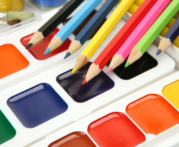 Pencils and paints — Stock Photo, Image