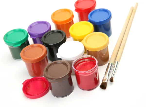 Pinceles y pinturas coloridas — Foto de Stock