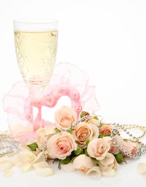 Güzel güller ve şarap