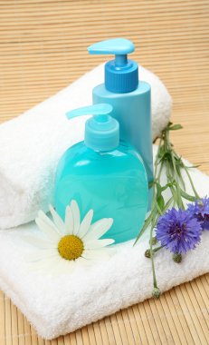 Konular çiçeklerle duş için