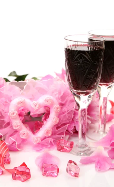 Rode wijn en de dag van Valentijnskaarten decoraties — Stockfoto