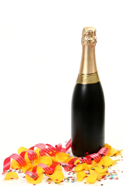 Champagne e nastro decorativo — Foto Stock