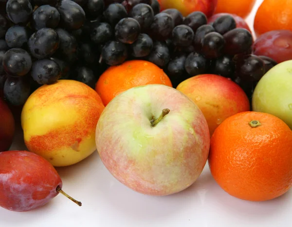 成熟的新鲜水果 — 图库照片