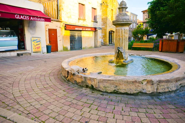 El centro de Bergerac 03 de junio 2016 en Bergerac, Francia . — Foto de Stock