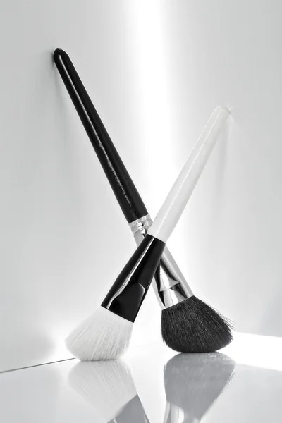 Black and white make up brushes — Stock Photo, Image