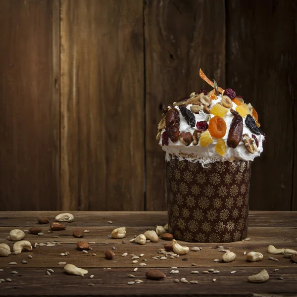 Torta di Pasqua appena sfornata — Foto Stock