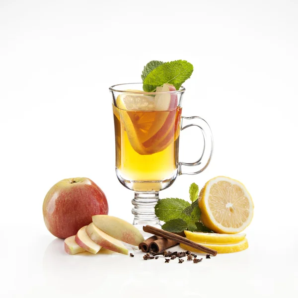 Hot apple-lemon tea — Stock Photo, Image