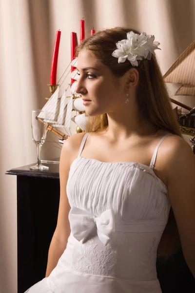 Bride in a boudoir — Stock Photo, Image