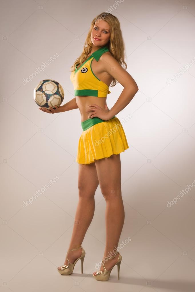 Curvy Cheerleader Curvy Cheerleader