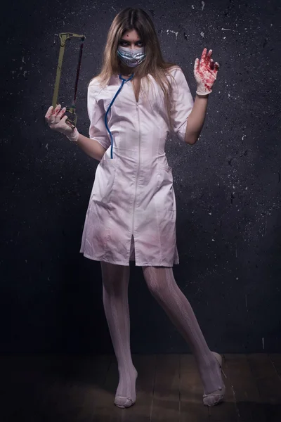 Verrückte blutige Krankenschwester — Stockfoto