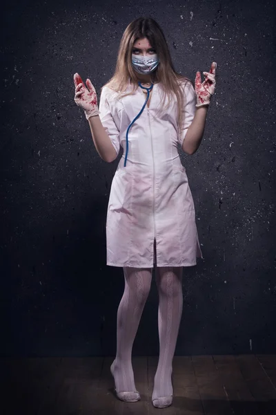 Crazy bloody nurse — Stock Photo, Image