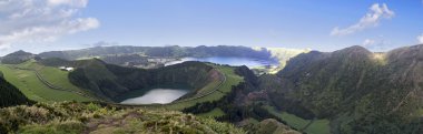 Lagoa de Santiago ve Lagoa Azul, San Miguel Island Azores