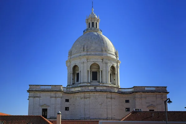 National Pantheon and house roofs in Lisbon — Stock Photo, Image