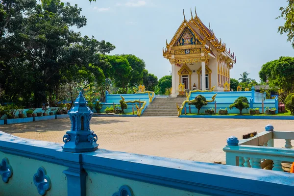 Templo de Samui Imágenes De Stock Sin Royalties Gratis