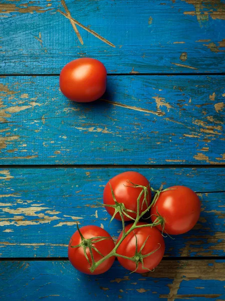 Verse en rijpe tomaten Stockfoto