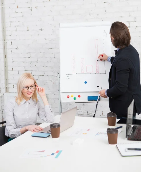 Zakelijke vergadering in functie — Stockfoto