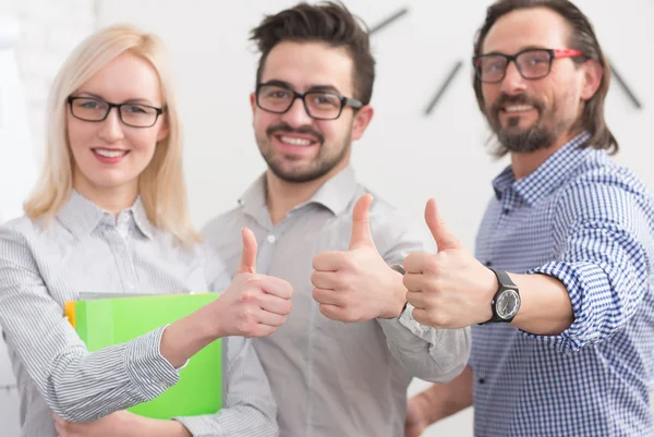 Gente de negocios feliz — Foto de Stock