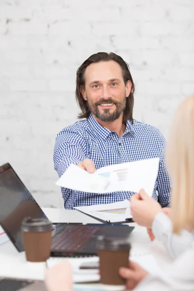 Happy businessman giving s — Stock Photo, Image